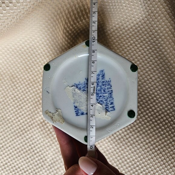 Vintage Chinese Hexagonal Porcelain Vase -‎ Great Condition - Picture 9 of 10